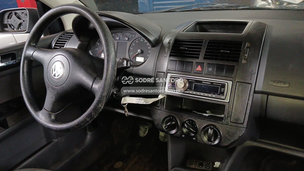 Volkswagen Polo Sedan 1.6 2008 — foto 6