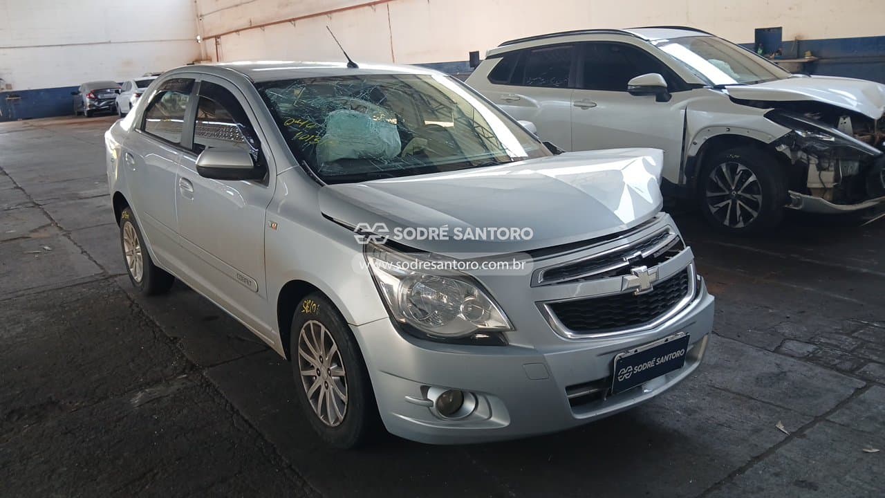 Chevrolet Cobalt 1.4 Ltz 2013, prata