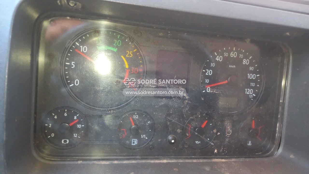 Volkswagen 24.250 Cnc 6x2 2010 — foto 7