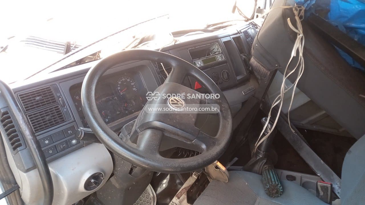 Volkswagen 24.250 Cnc 6x2 2010 — foto 8
