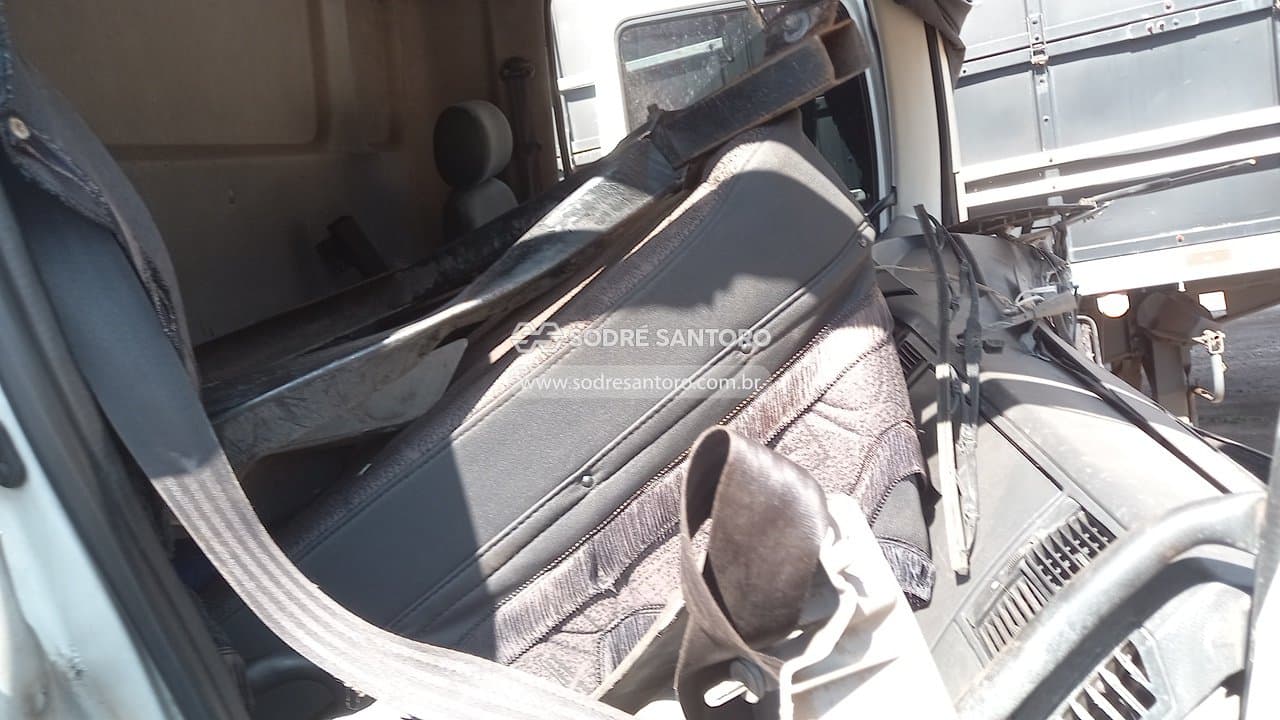 Volkswagen 24.250 Cnc 6x2 2010 — foto 9