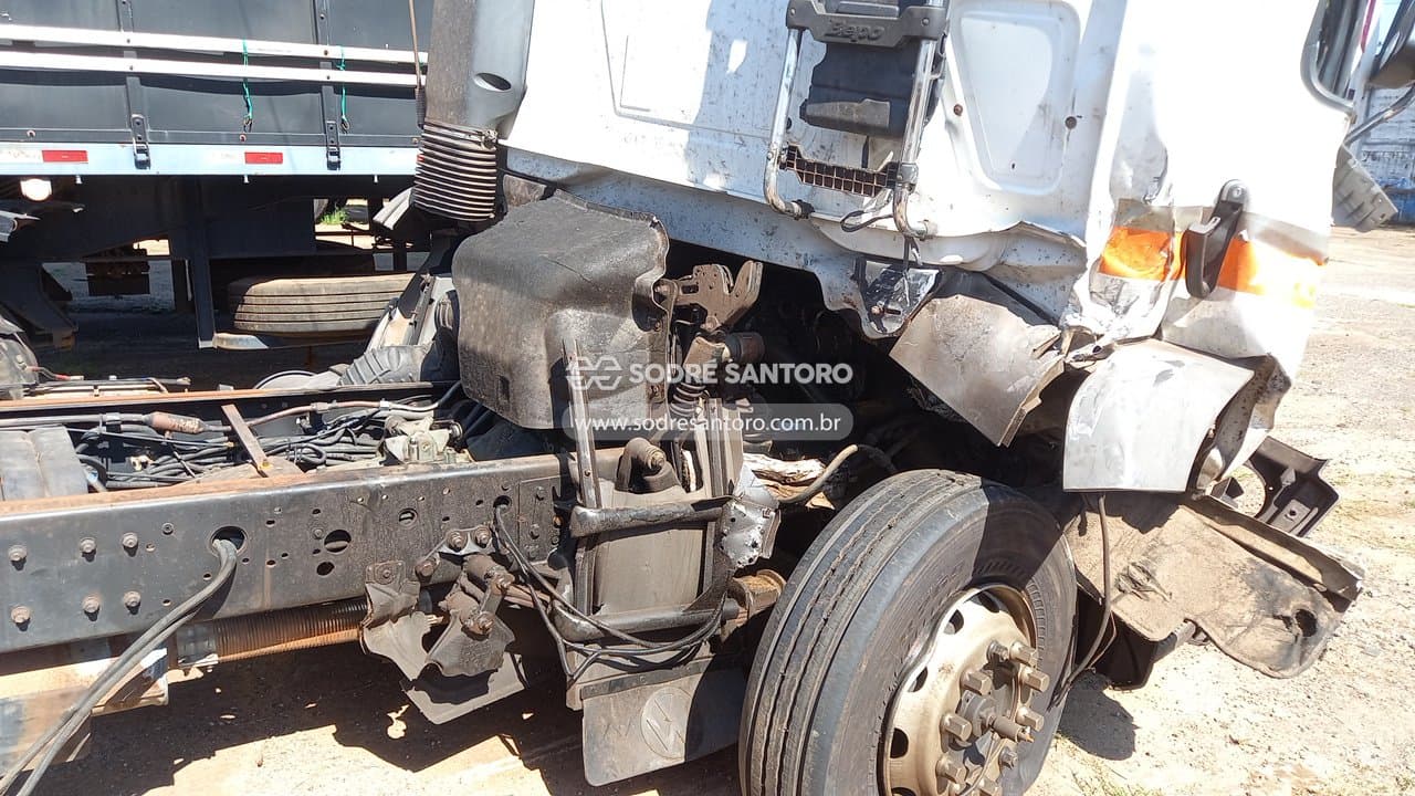 Volkswagen 24.250 Cnc 6x2 2010 — foto 12