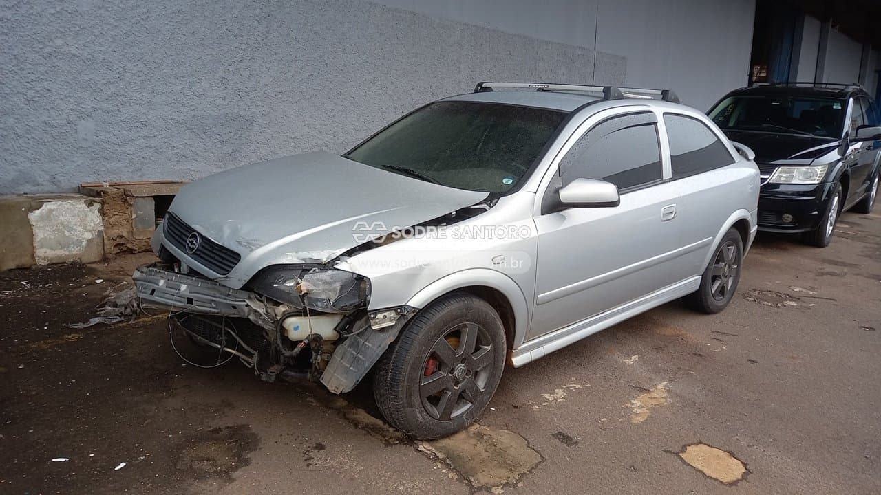 Chevrolet Astra Sunny 2002 — foto 3