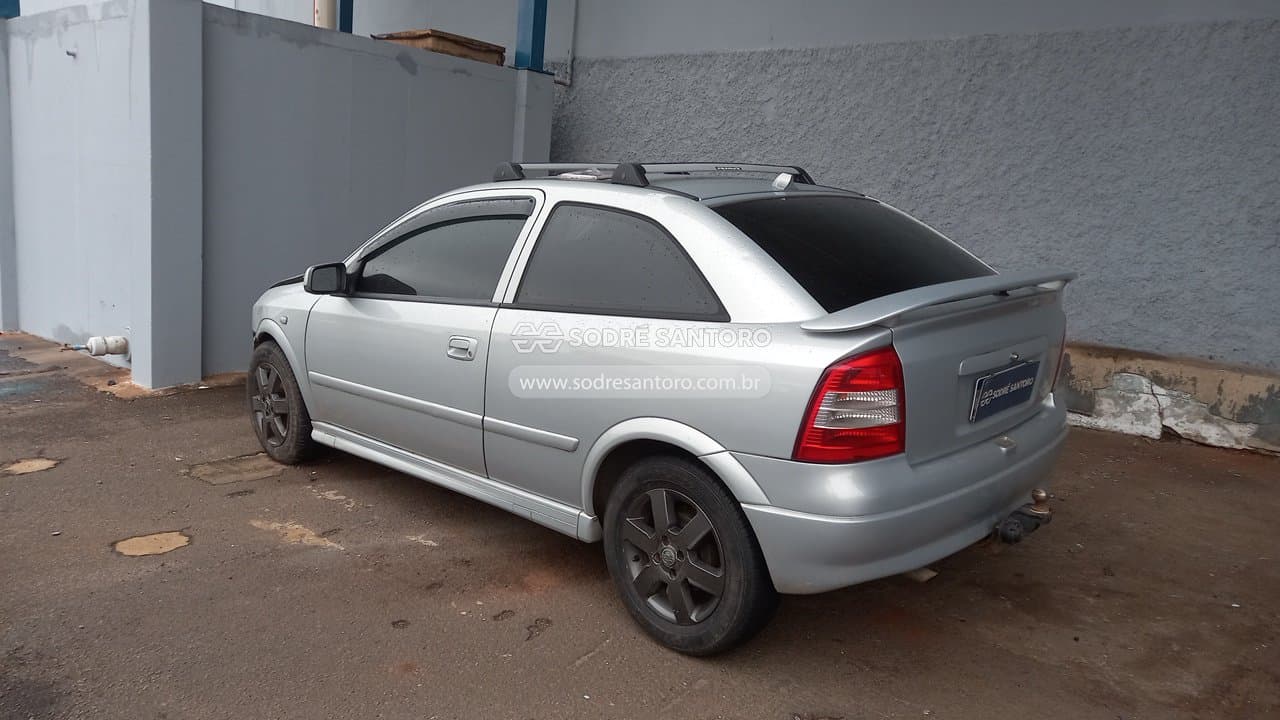 Chevrolet Astra Sunny 2002 — foto 2