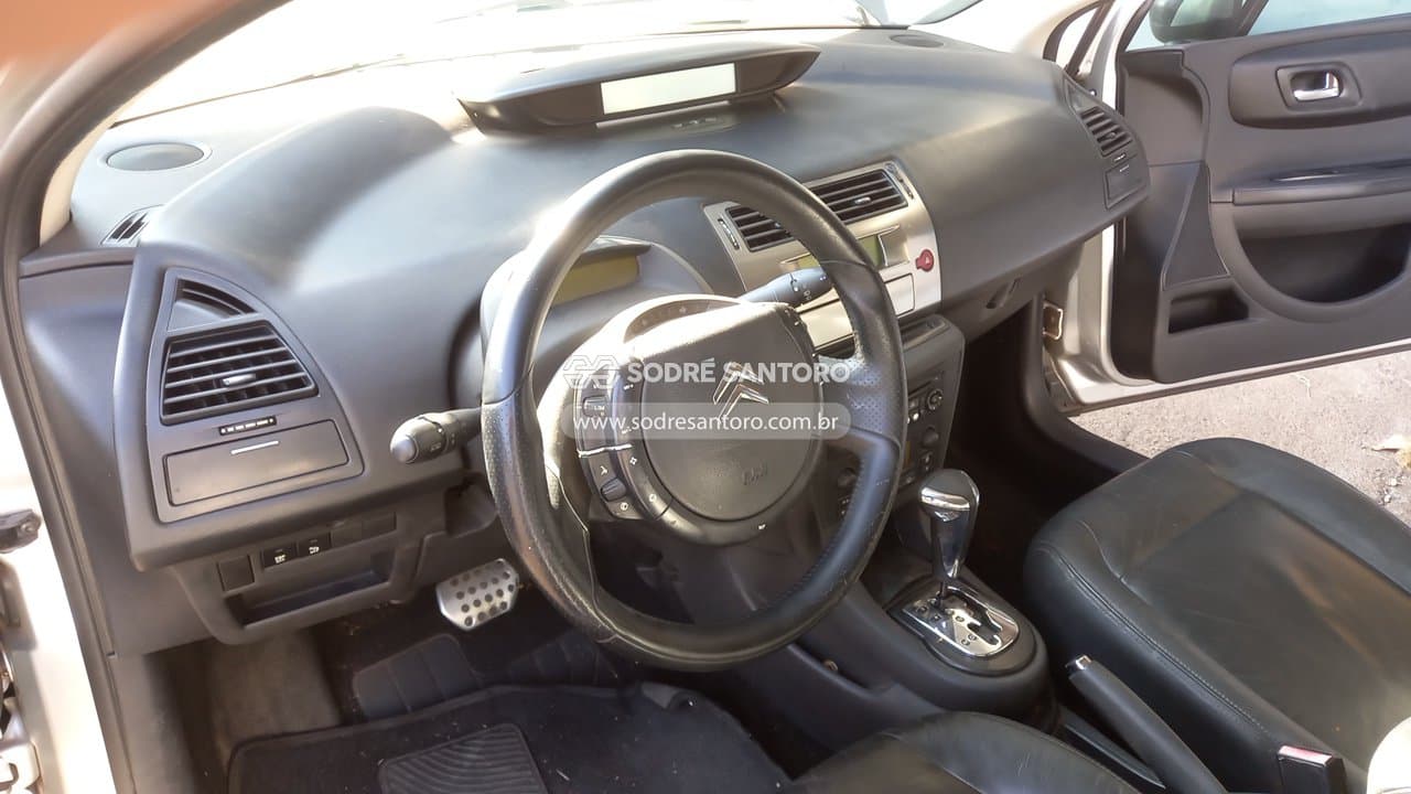 Citroën C4 2011 — foto 6