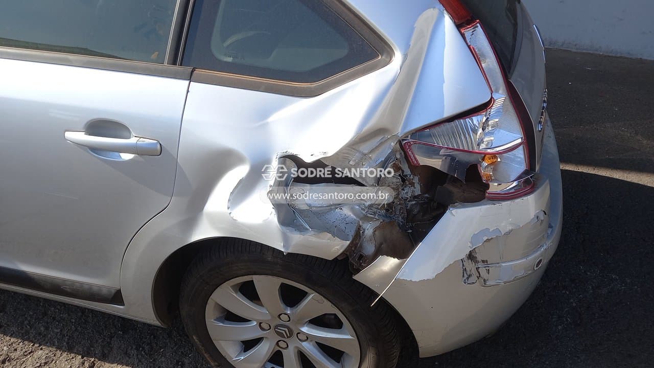 Citroën C4 2011 — foto 12