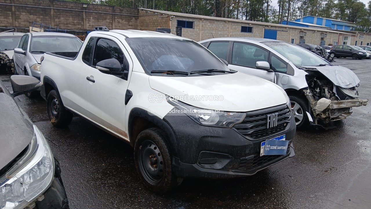 Fiat Strada Enduran Cs13 2026, branca