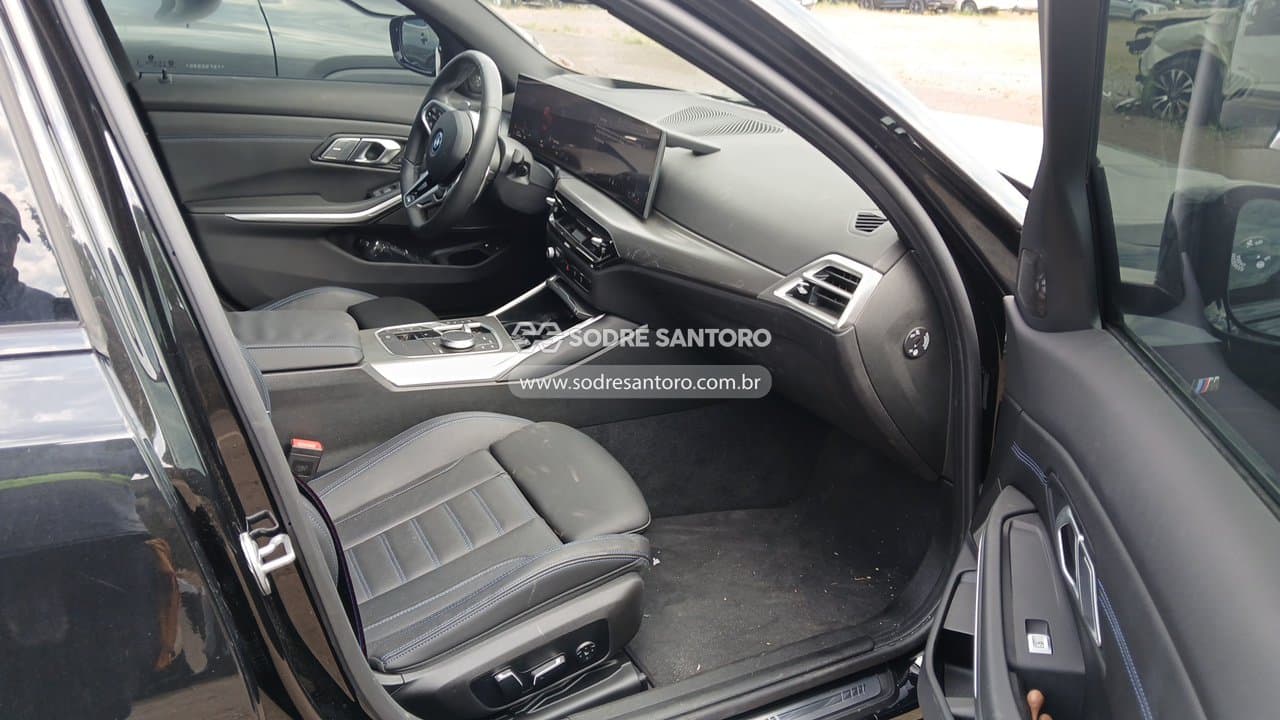 BMW 330e 2026 — foto 7