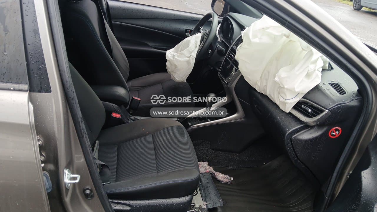 Toyota Yaris Hb Xlplusat 2020 — foto 8