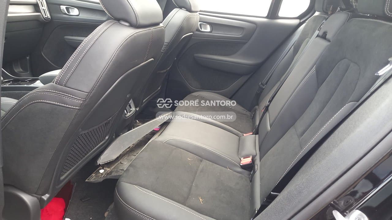 Volvo C40 6 Plus 2024 — foto 9