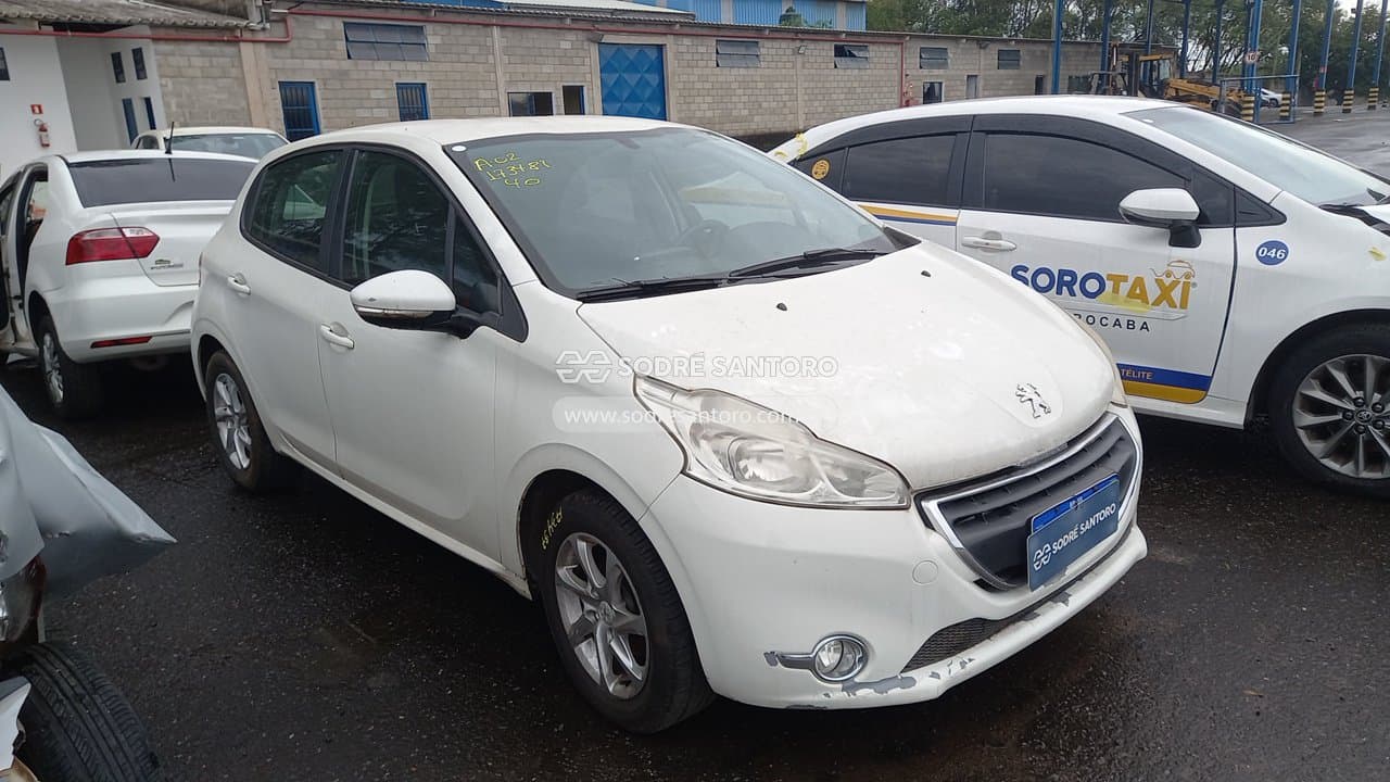 Peugeot 208 Active 2014, branca