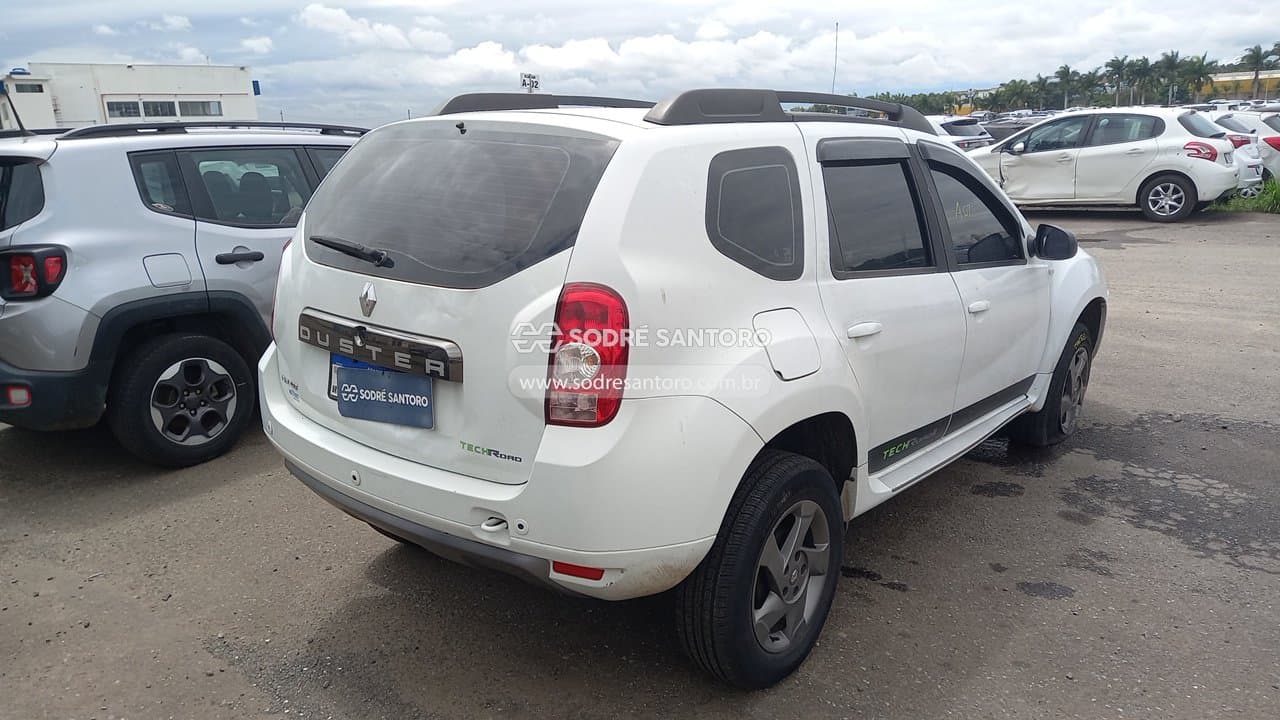 Renault Duster 4x2a 2014 — foto 4