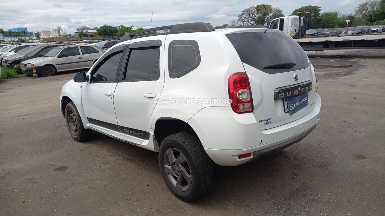 Renault Duster 4x2a 2014 — foto 2