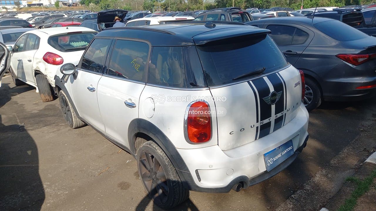 Mini Cooper Scyman 2015 — foto 2