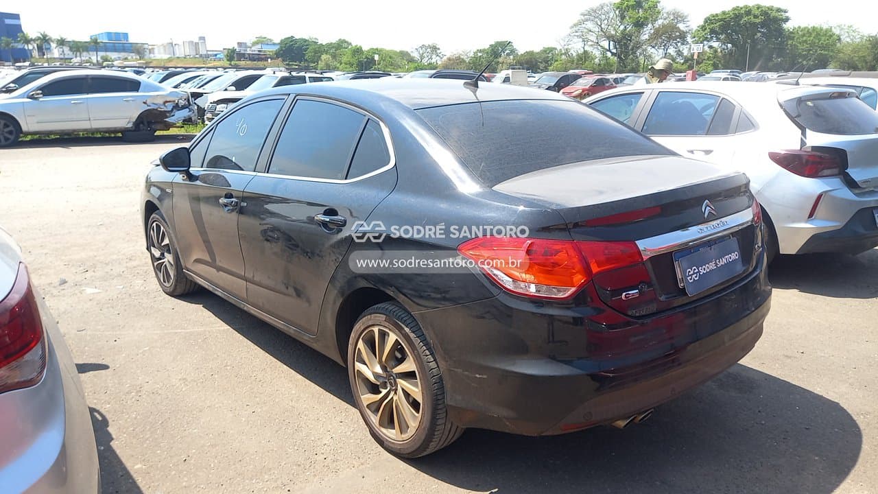 Citroën C4l a Thp Ffex 2016 — foto 2