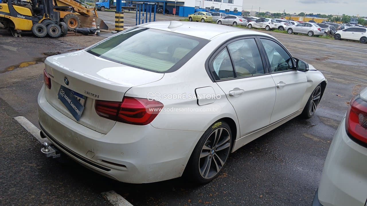 BMW 320i Active Flex 2018 — foto 4