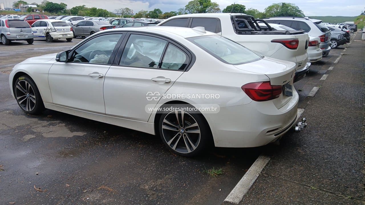 BMW 320i Active Flex 2018 — foto 2