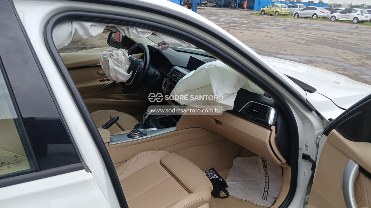 BMW 320i Active Flex 2018 — foto 7