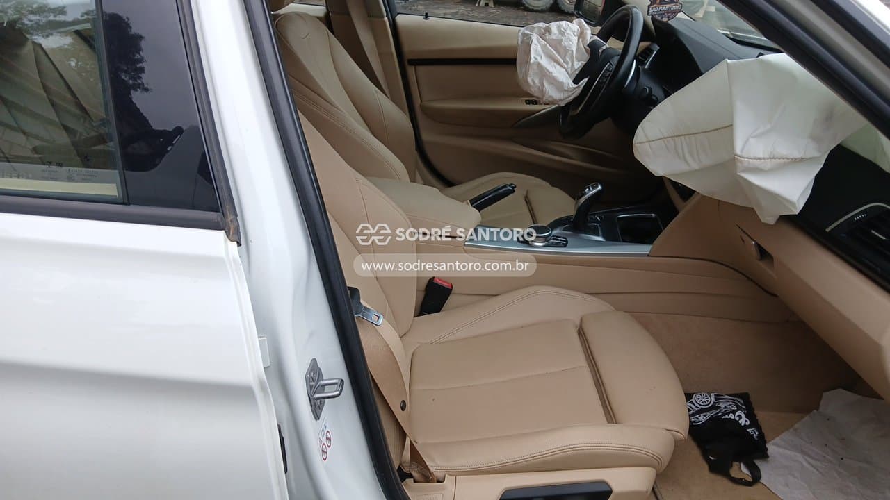 BMW 320i Active Flex 2018 — foto 8