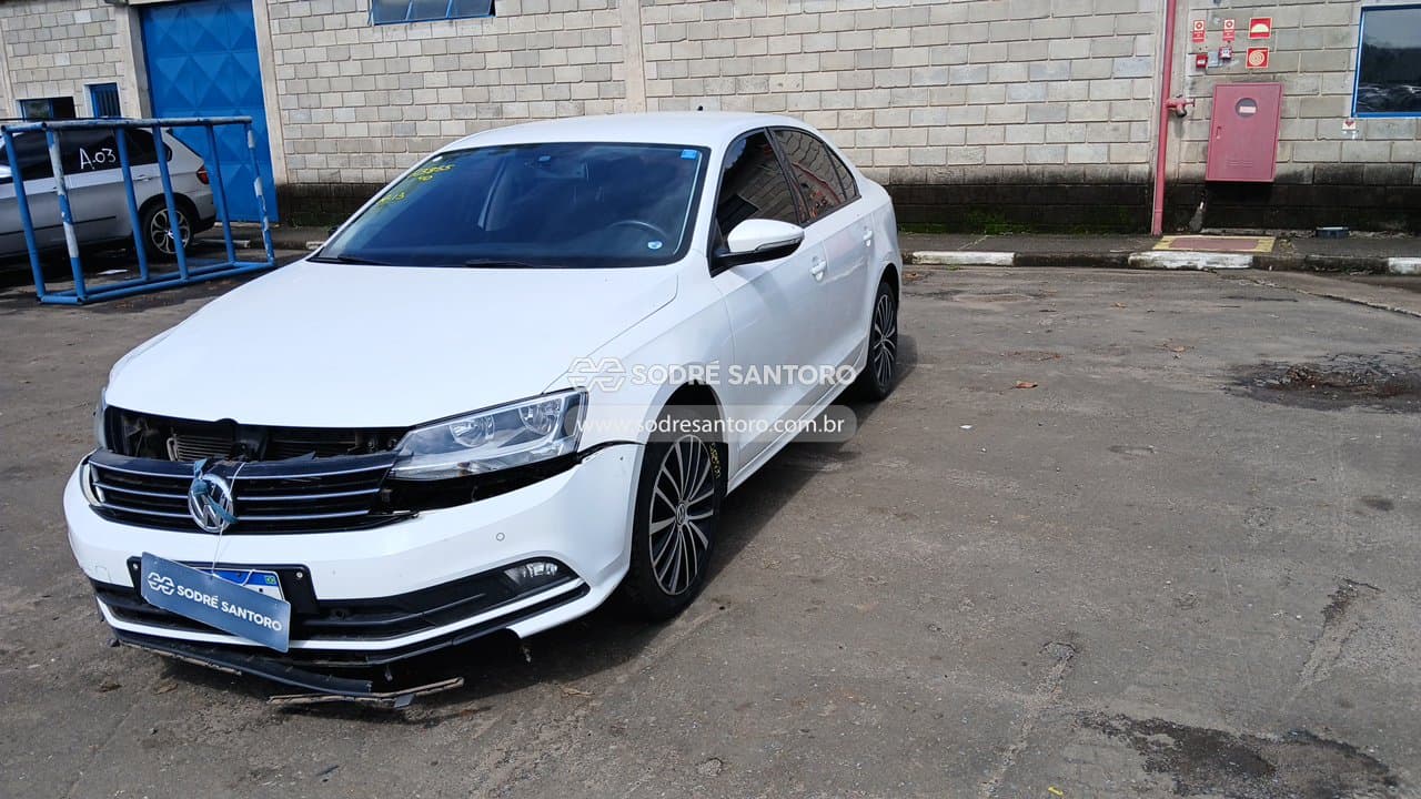 Volkswagen Jetta Cl Ab 2016 — foto 3