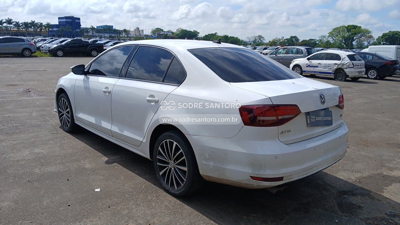 Volkswagen Jetta Cl Ab 2016 — foto 2