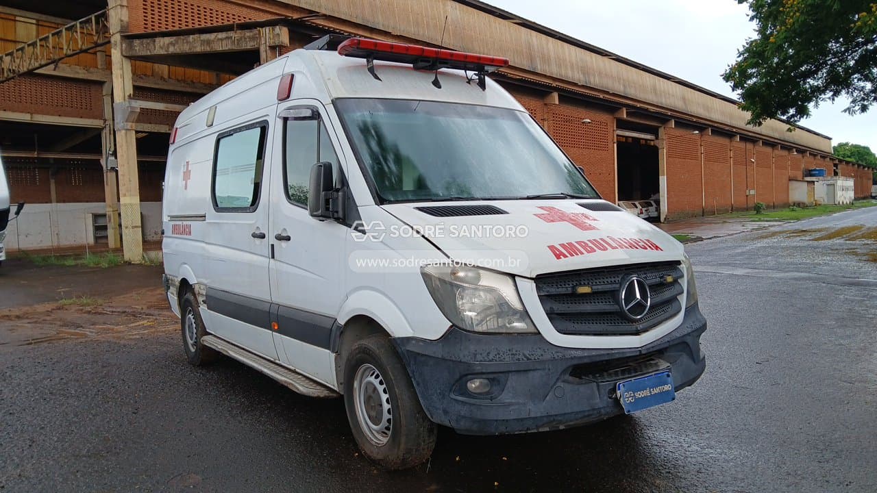 Mercedes-Benz 415 Alter Amb 2019, branca