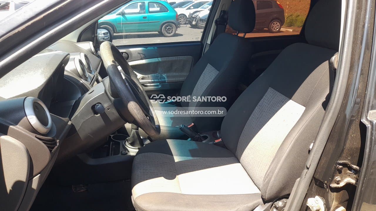Ford Fiesta Sedan 1.6 Flex 2011 — foto 8