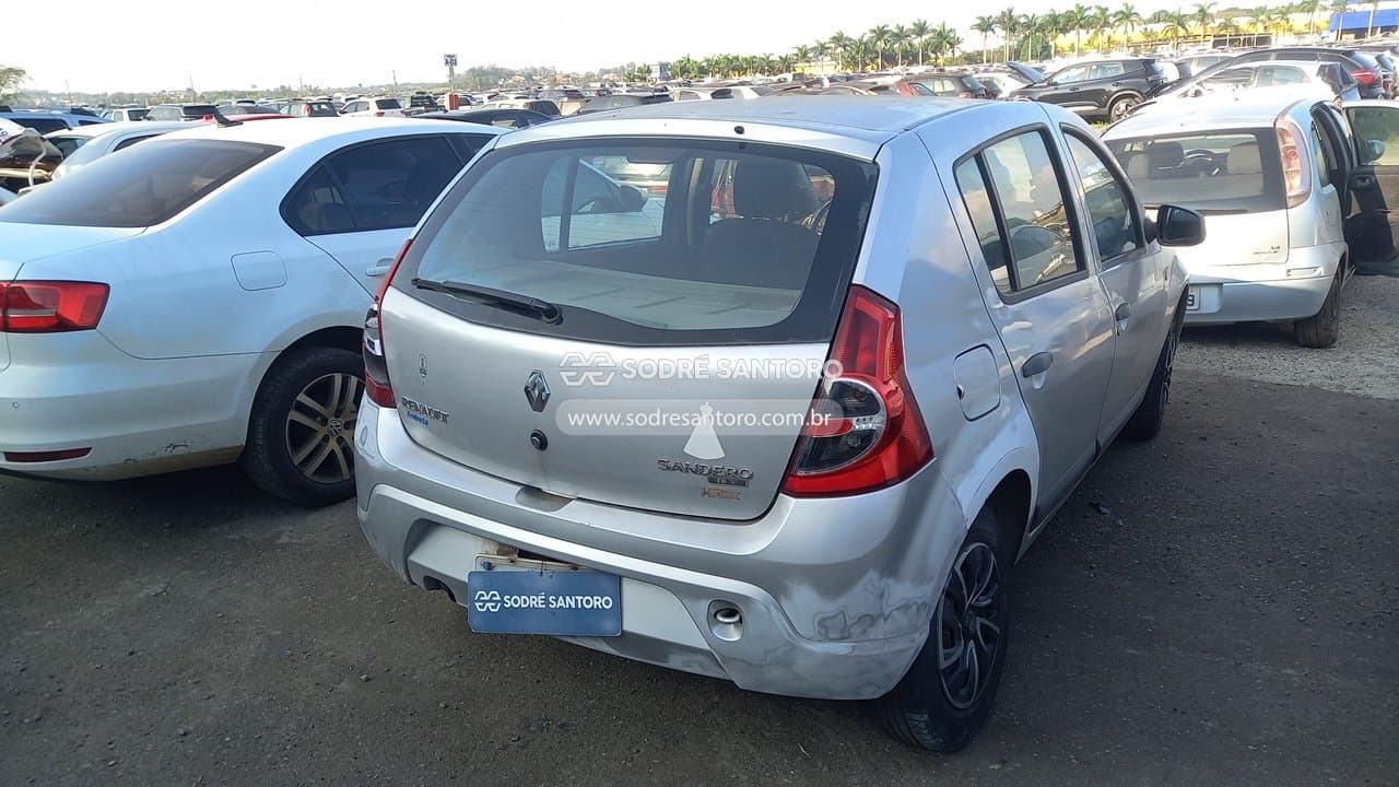 Renault Sandero 2010 — foto 4