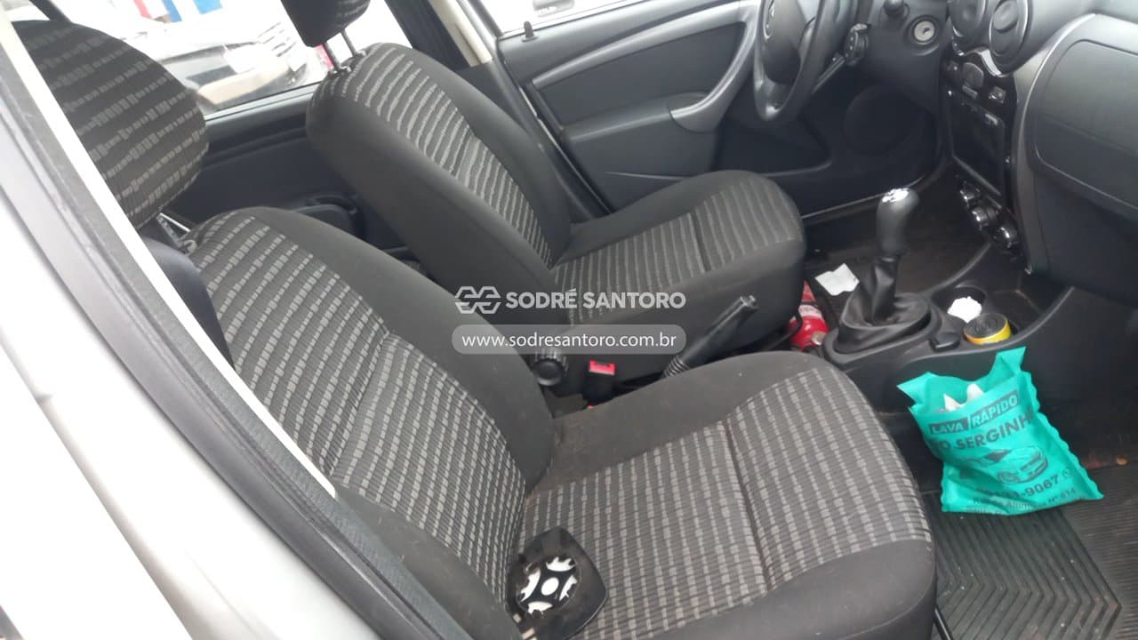 Renault Sandero Exp 16hp 2014 — foto 9