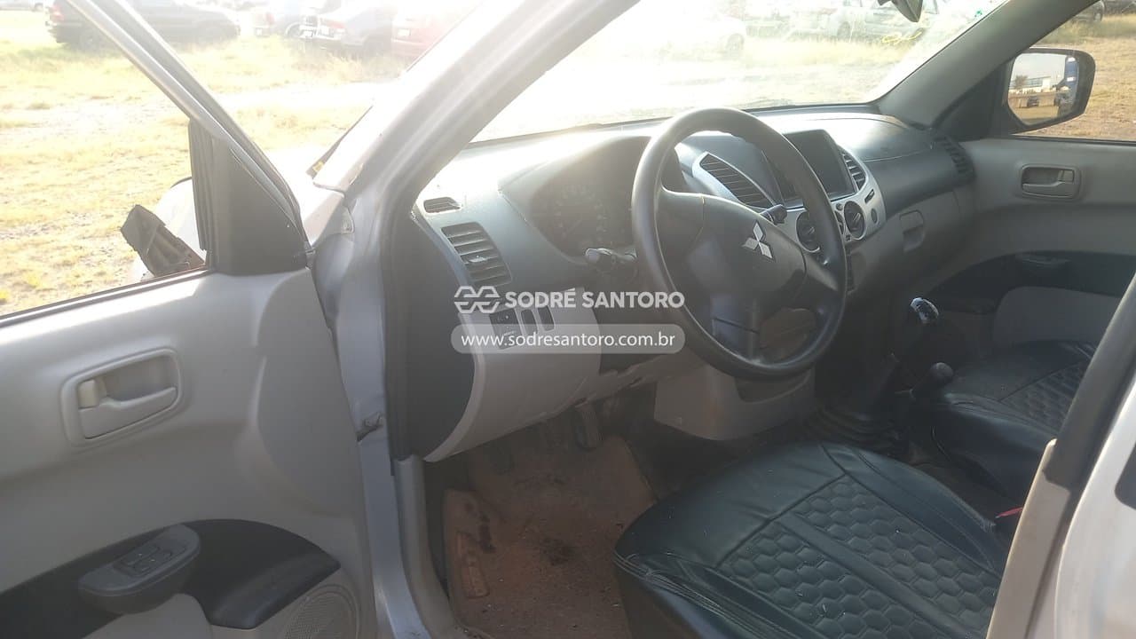Mitsubishi L200 Triton Glx 2014 — foto 6