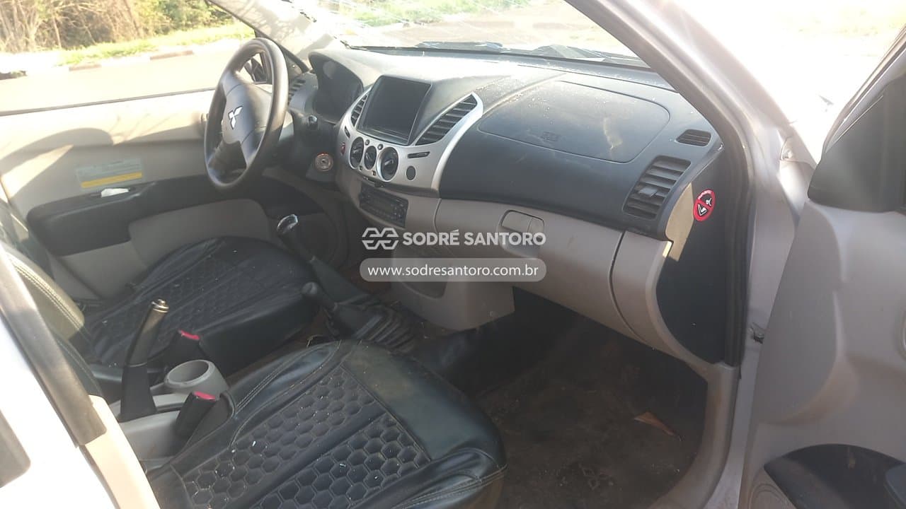 Mitsubishi L200 Triton Glx 2014 — foto 8