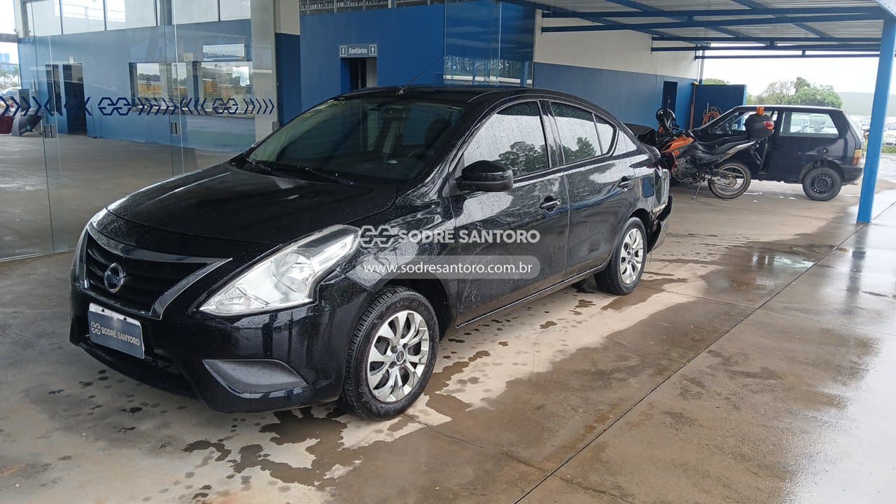 Nissan Versa 10 2017 — foto 3