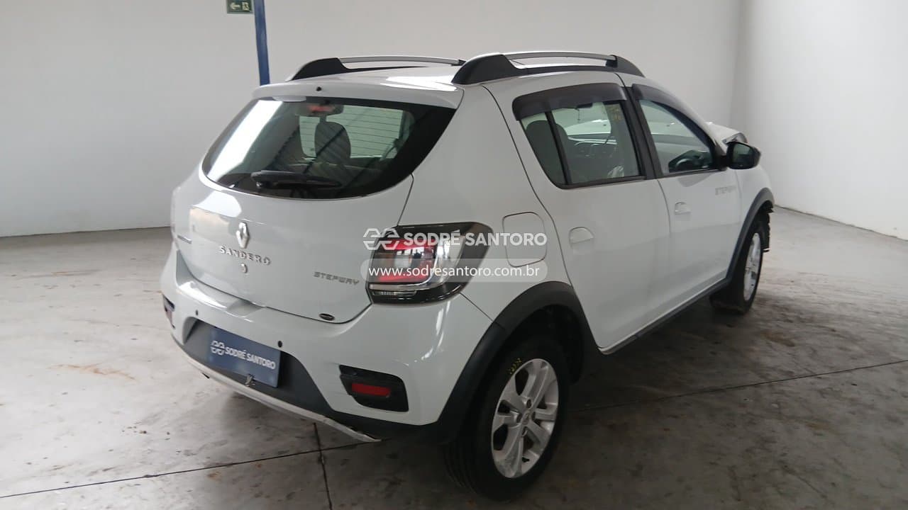 Renault Sandero Step 16 2016 — foto 4