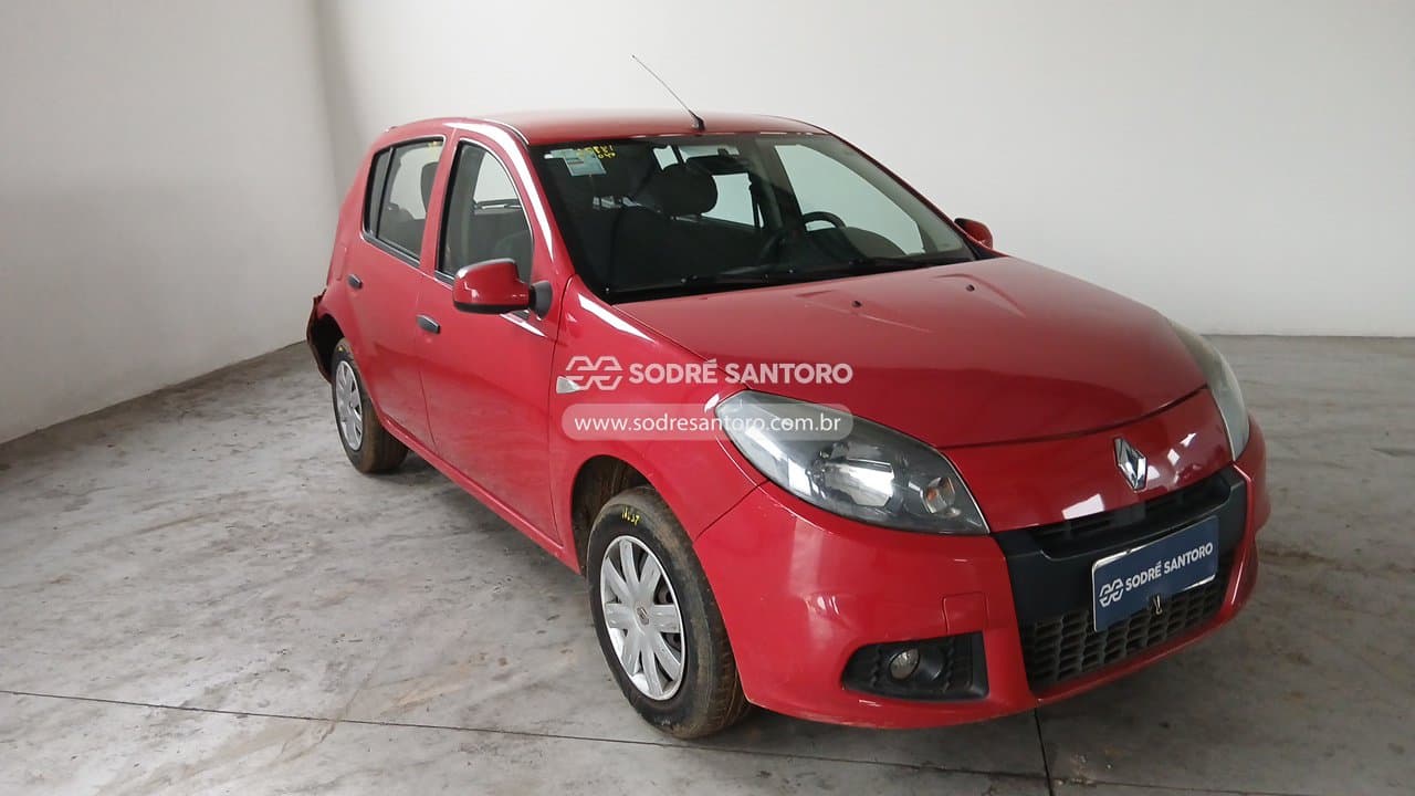 Renault Sandero 2014, vermelha