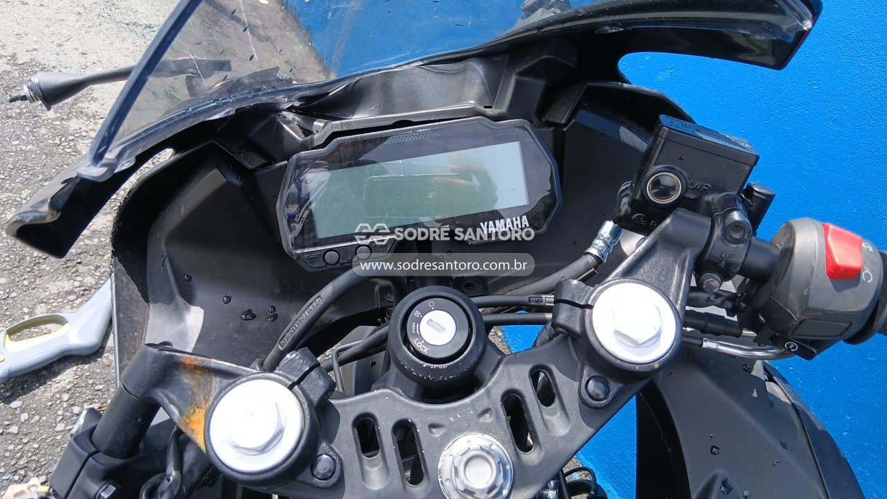 Yamaha Yzf R15 Abs 2025 — foto 8