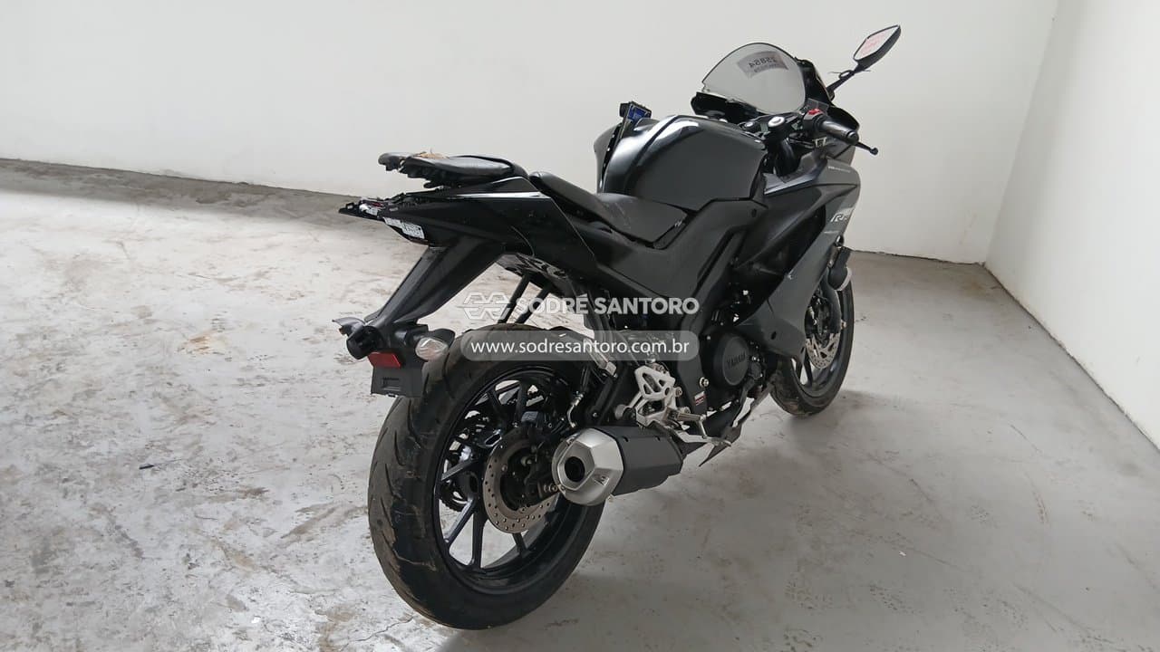 Yamaha Yzf R15 Abs 2025 — foto 4