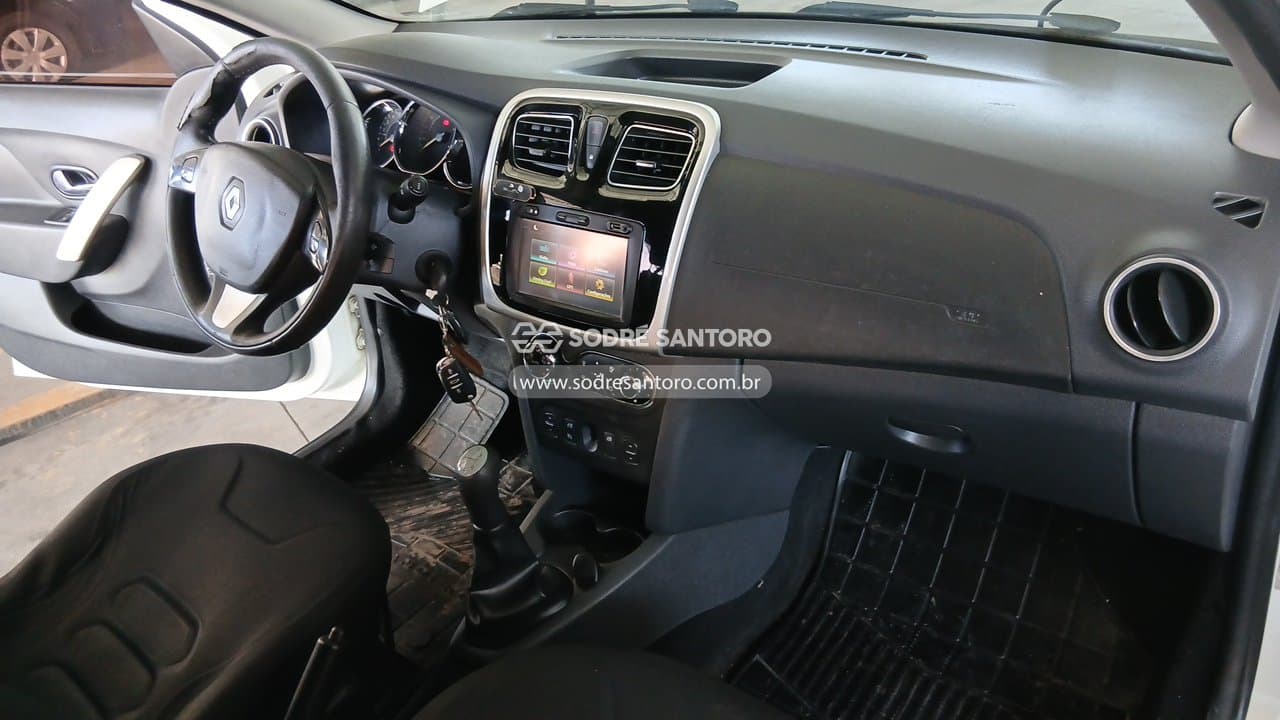 Renault Sandero 2016 — foto 8