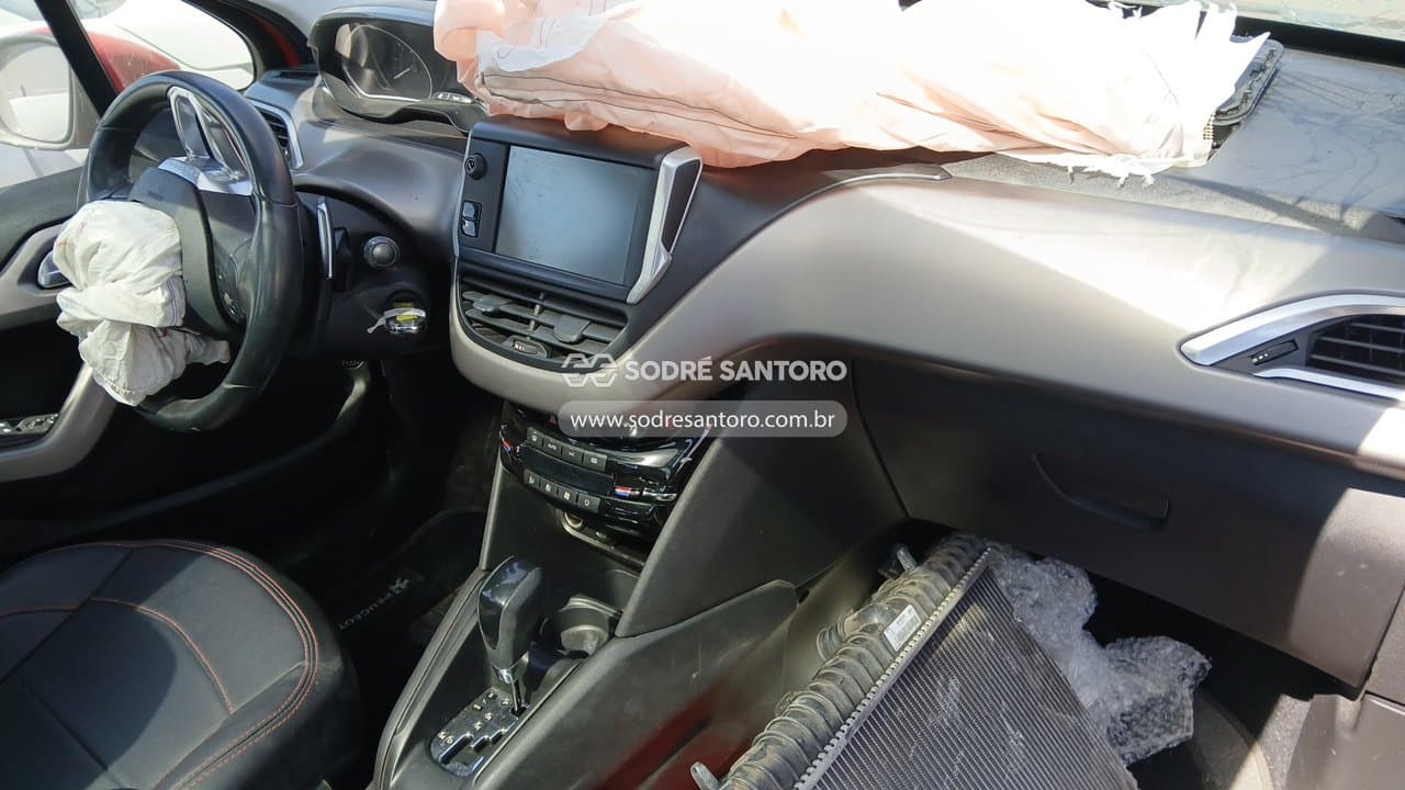 Peugeot 208 Griffe At 2017 — foto 7