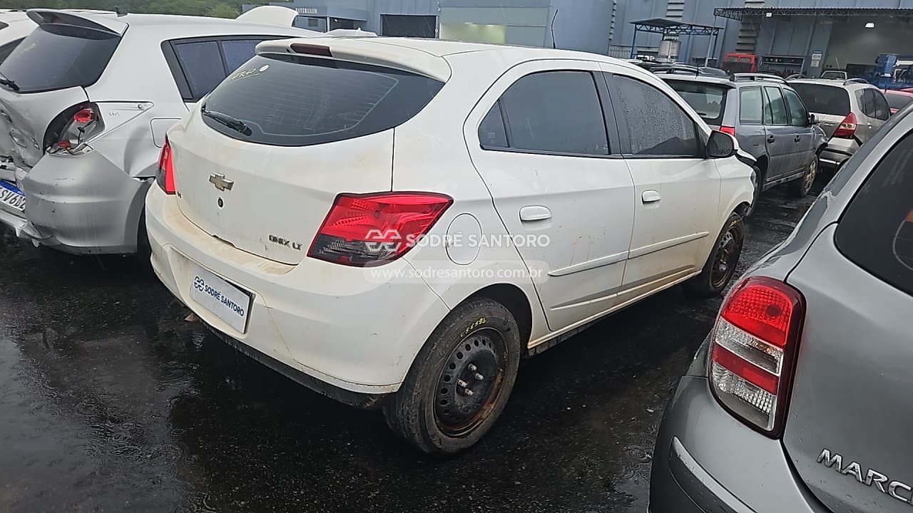 Chevrolet Onix 1.4mt Lt 2015 — foto 4