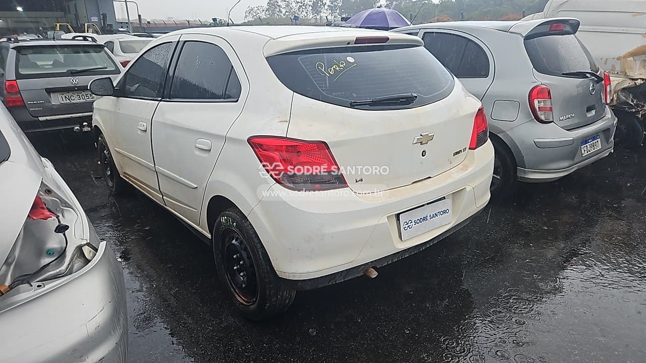 Chevrolet Onix 1.4mt Lt 2015 — foto 2