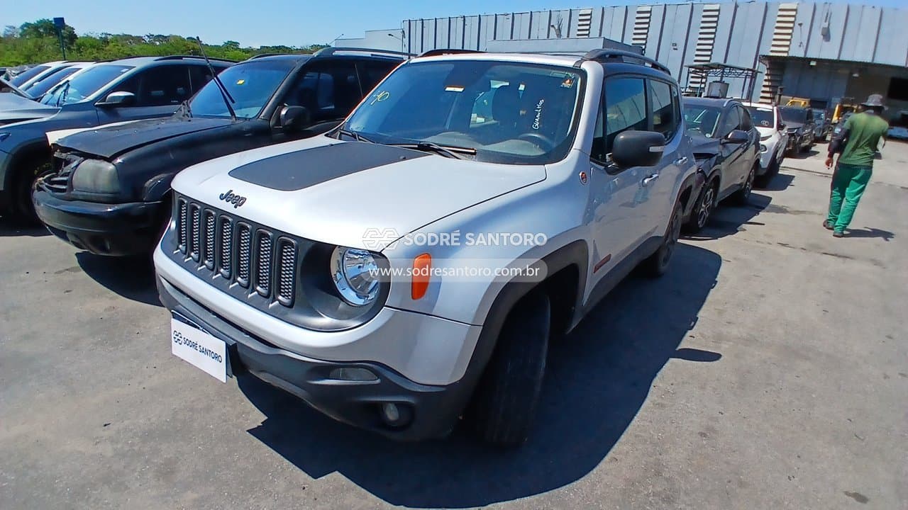 Jeep Renegade Thawk At 2016 — foto 3
