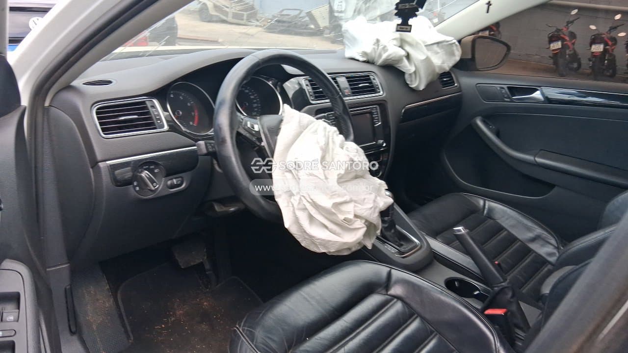 Volkswagen Jetta Hl Ae 2016 — foto 11