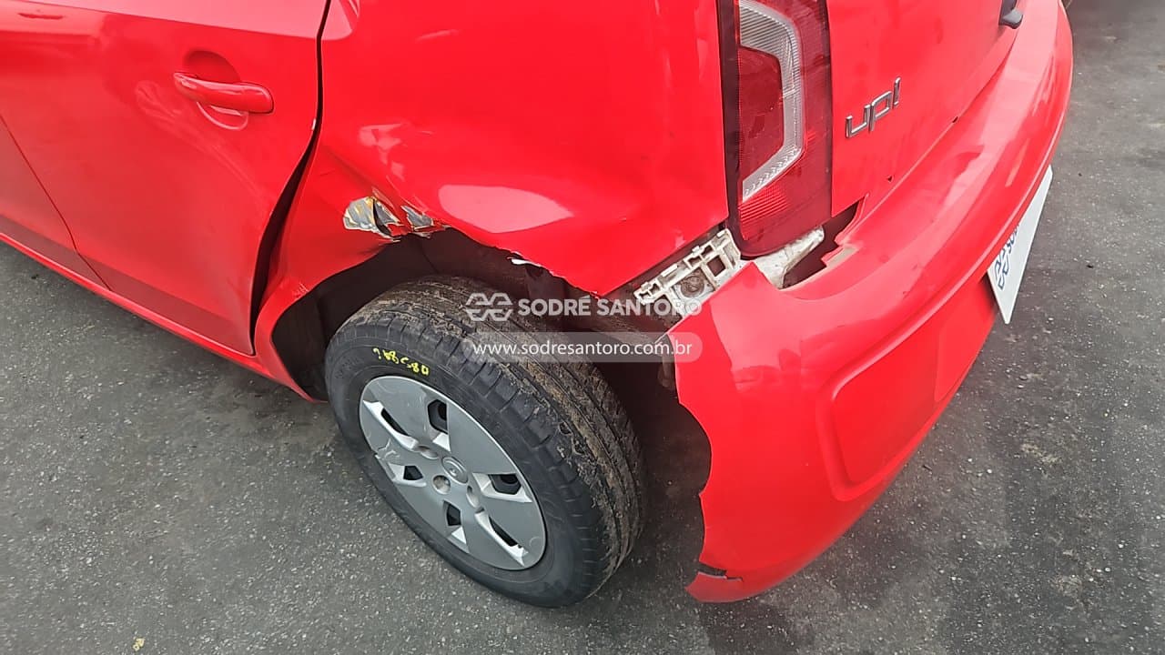 Volkswagen Up Move Ma 2015 — foto 11
