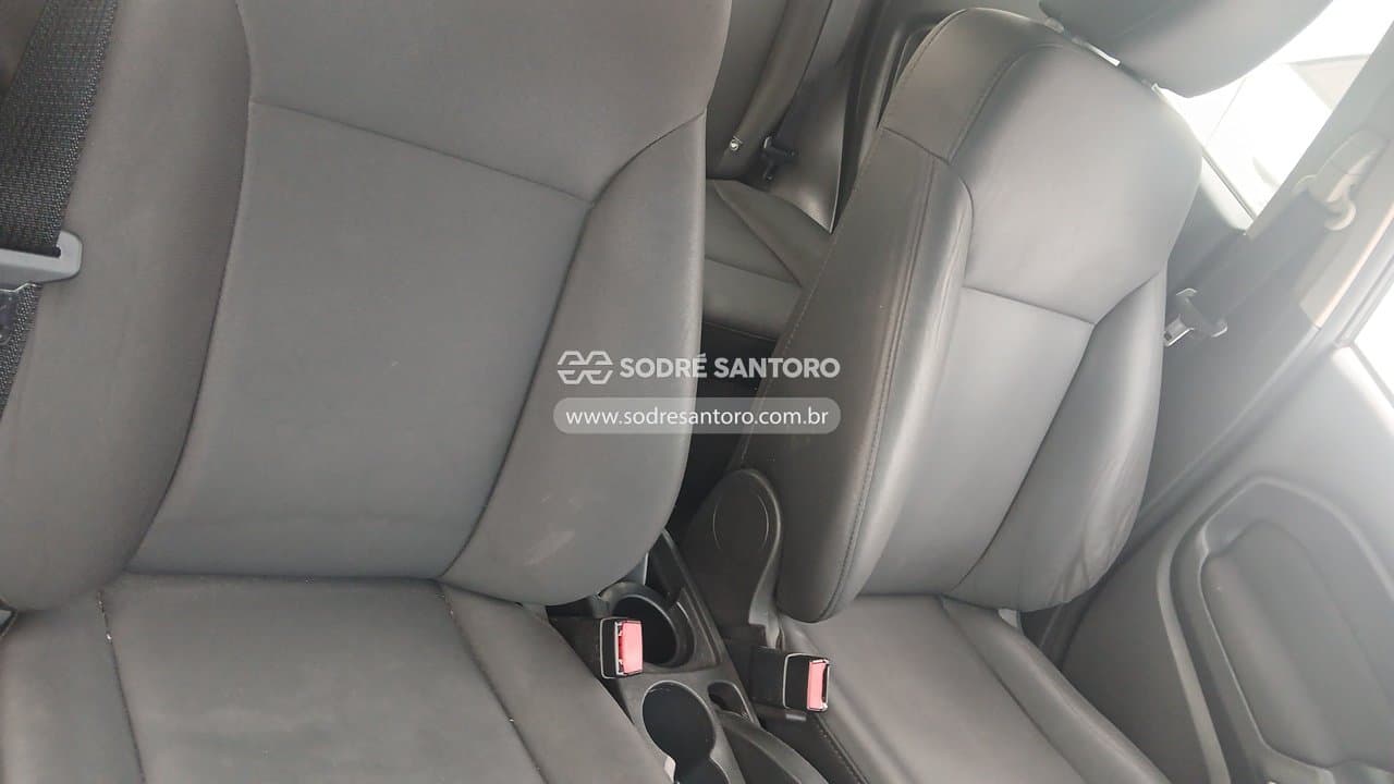 Ford Fiesta Se 2013 — foto 8