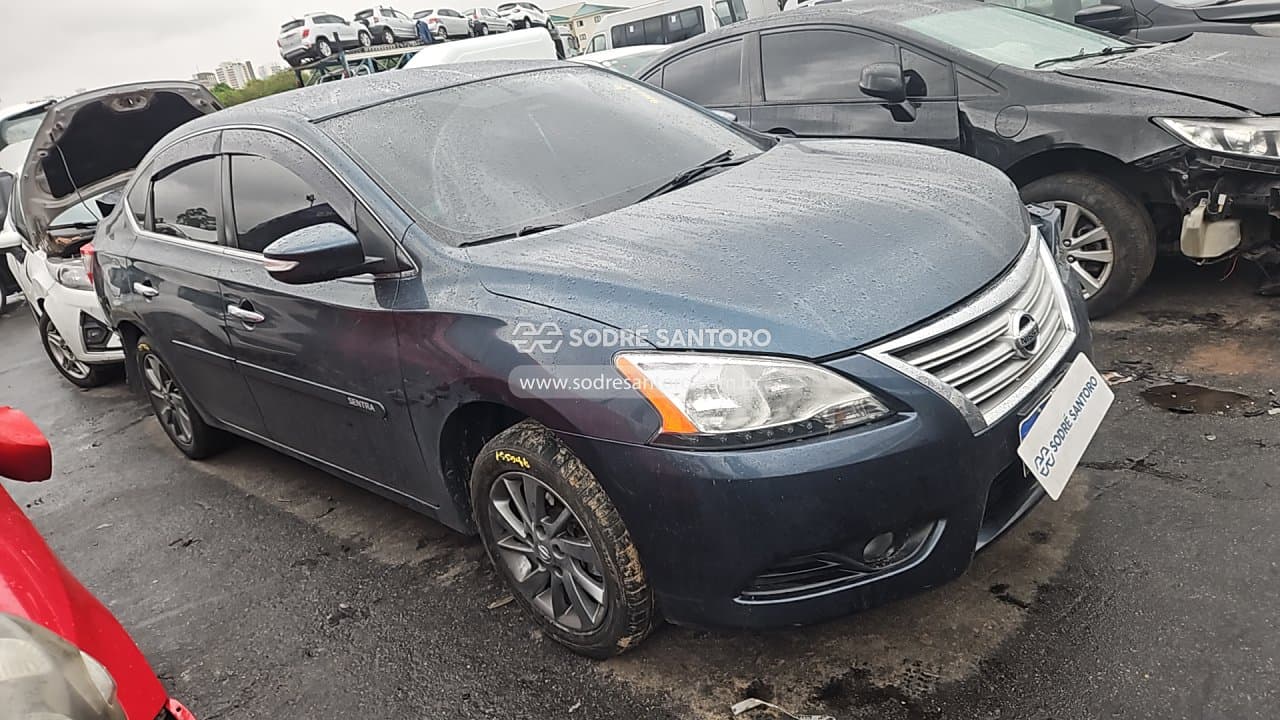 Nissan Sentra 20sv Cvt 2015, azul