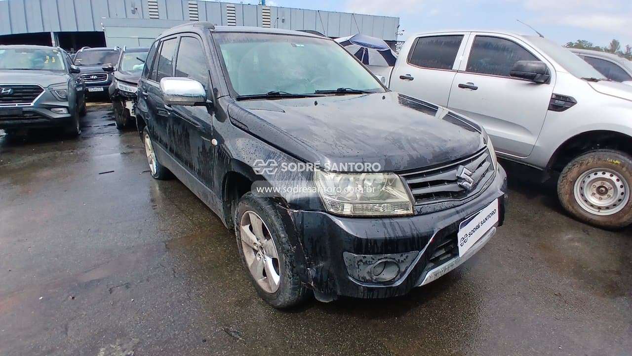 Suzuki G.vitara 2wd 2011, preta