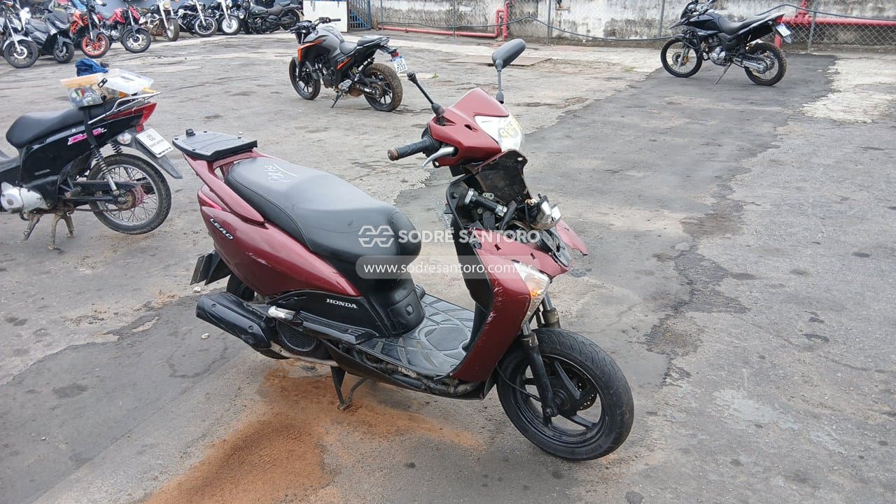 Honda Lead 110 2012, vinho