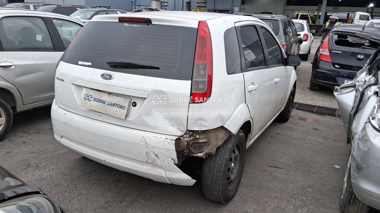 Ford Fiesta Flex 2014 — foto 4