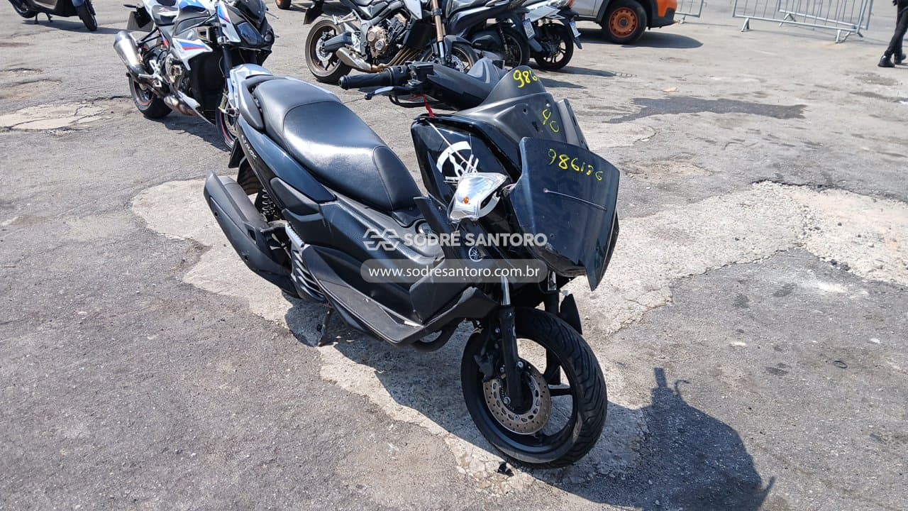 Yamaha Nmax 2020, preta
