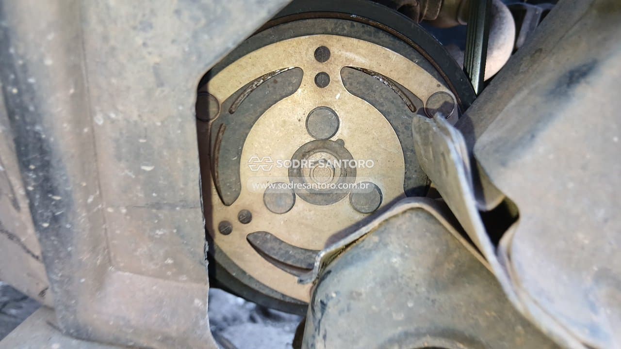 Chevrolet Spin 18l At Premier 2023 — foto 11